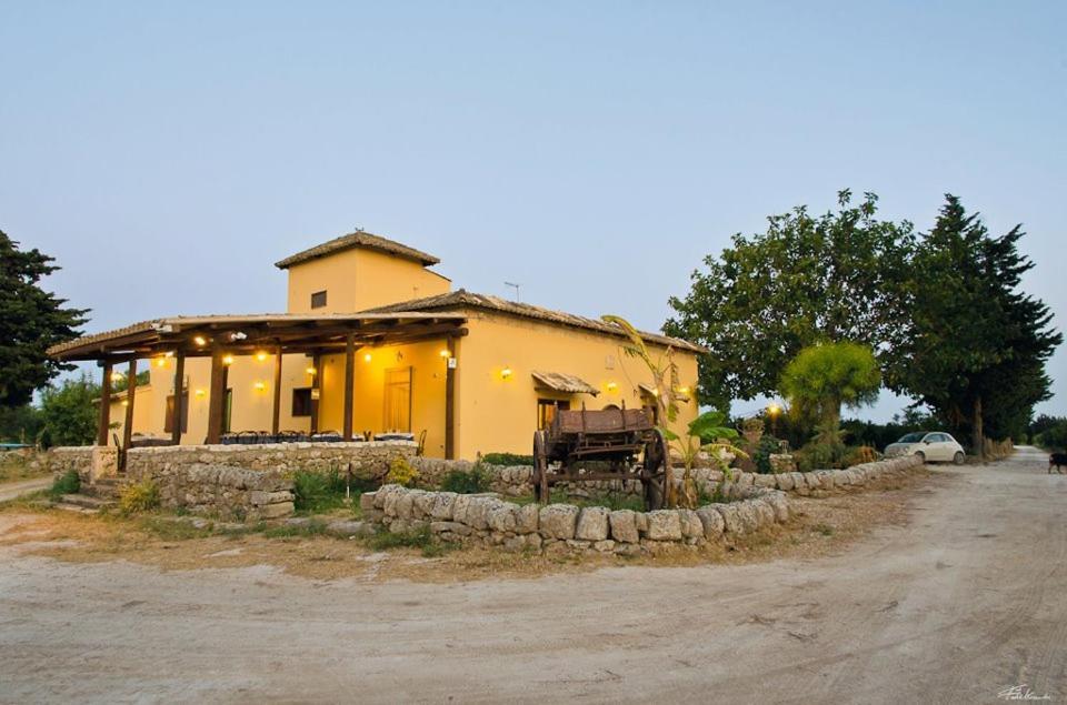 Agriturismo Torre Vendicari โนโต ภายนอก รูปภาพ